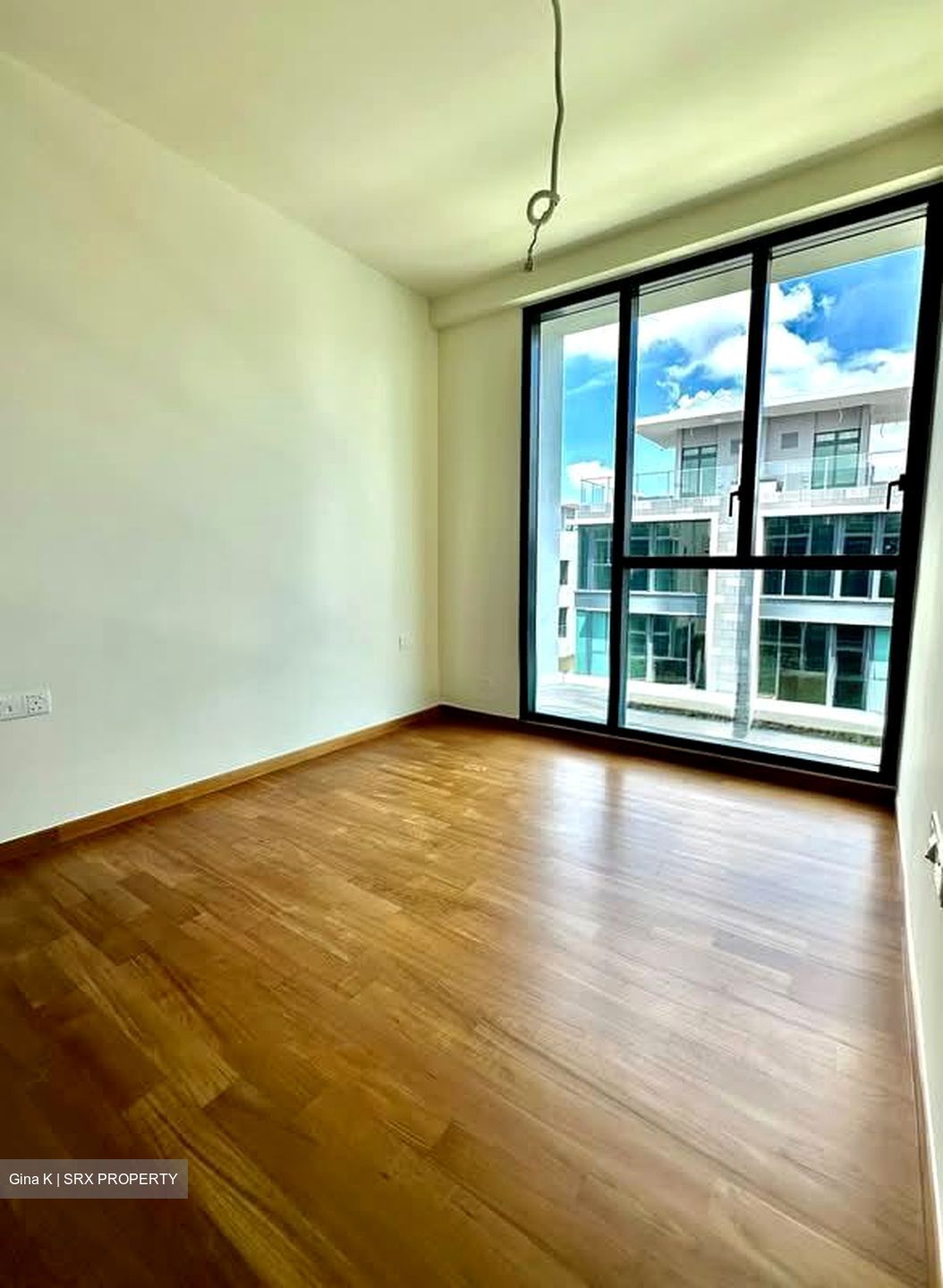 Belgravia Ace (D28), Terrace #566525171